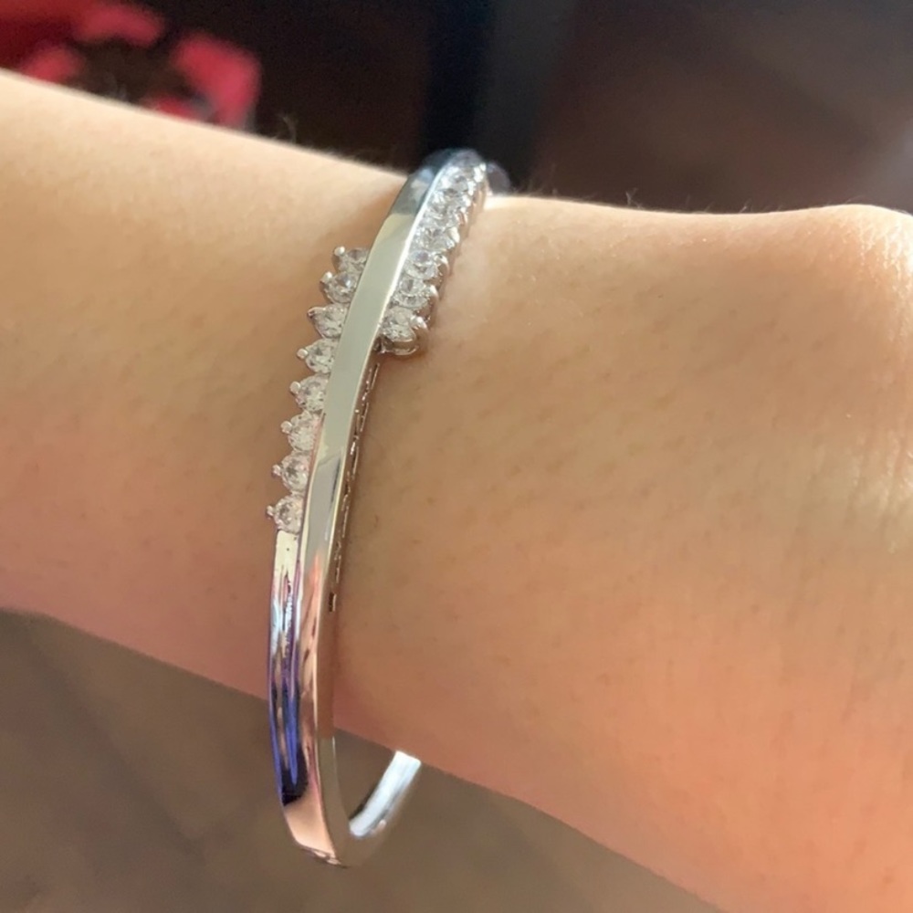 Silver Clasp Bracelet